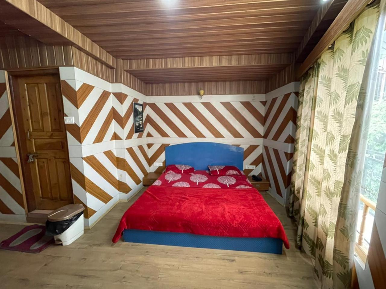 Hotel Snowflake Nārkanda Habitación foto